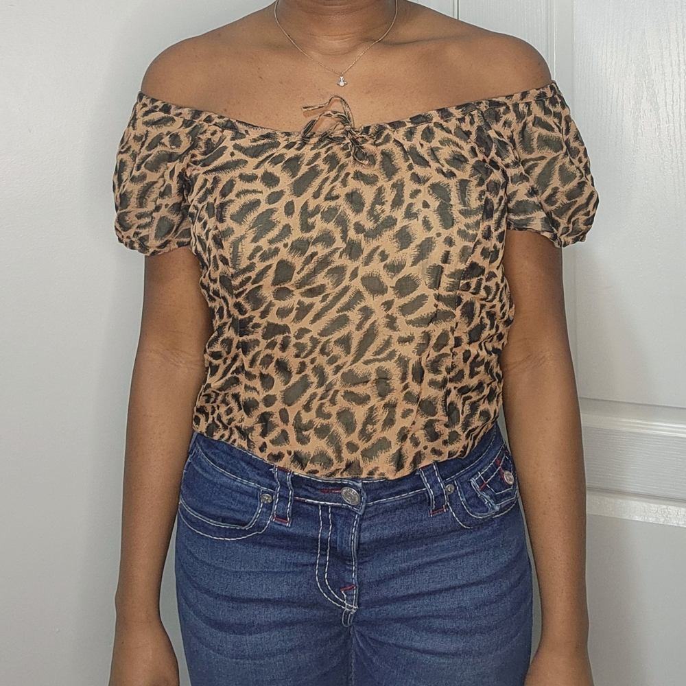 Leopard Print Off-Shoulder Top